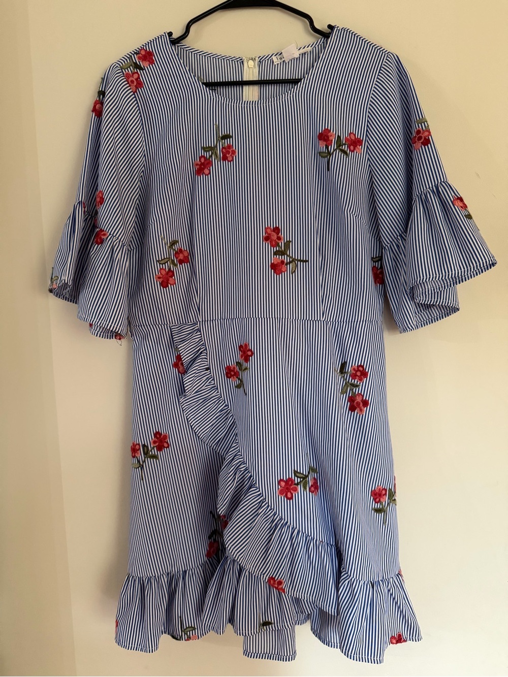 Love Riche Striped Embroidered Ruffle Dress L Large